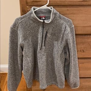 North Face pull over